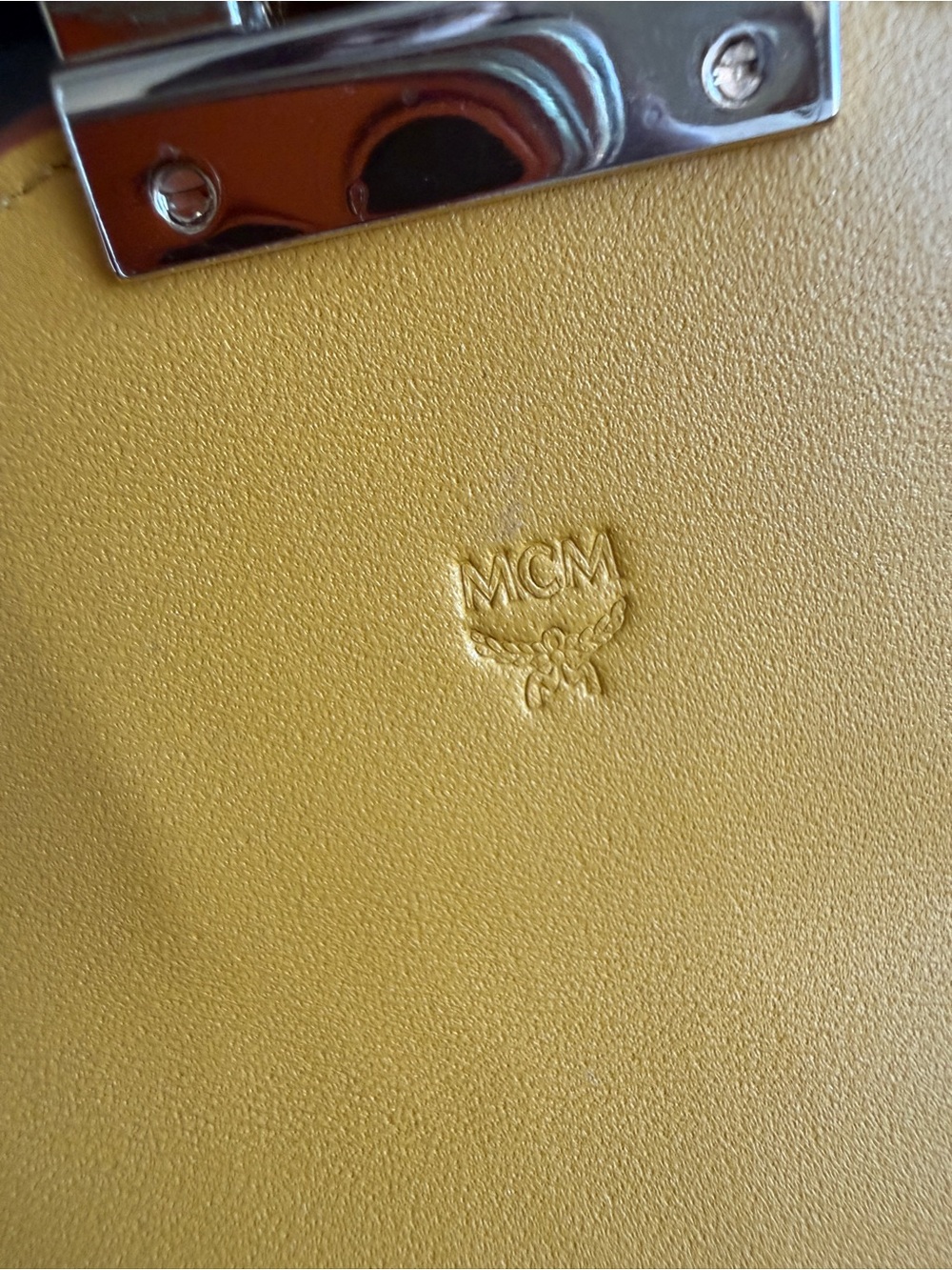 MCM Mustard Yellow Croc-Embossed Mini Chain Shoulder Bag - USED TWICE - Picture 4 of 7